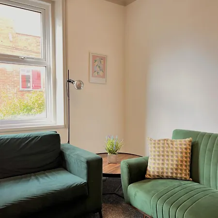 Spacious One Bedroom Apartment Next To Winter Gardens With Free On-Site Parking, Blackpool Esterno foto